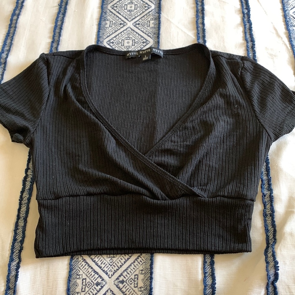 Black crop top
